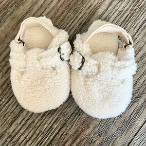 Baby Gap Sherpa Clogs